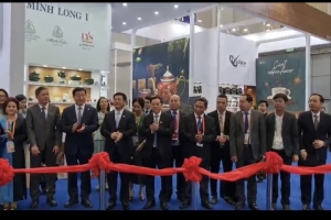Khai trương Khu gian hàng Việt Nam tại Hội chợ Hainan Expo
