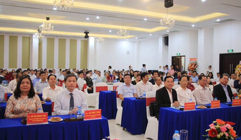 Lãnh đạo tỉnh Bến Tre họp mặt doanh nghiệp xuân Quý Mão năm 2023