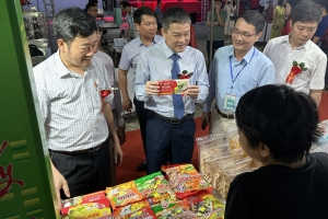 Bến Tre tổ chức tham gia trưng bày, giới thiệu sản phẩm tại Hội chợ Thương mại khu vực Bắc Trung Bộ tỉnh Quảng Bình 2025 