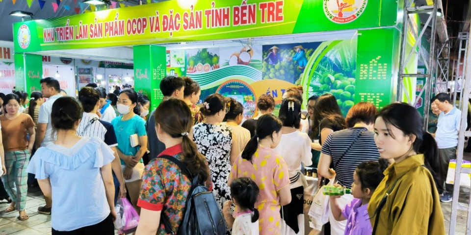 Quảng bá sản phẩm tỉnh Bến Tre tại Hội chợ Công Thương khu vực Tây Bắc – Điện Biên 2024