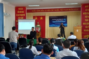 Tập huấn Thương mại điện tử: "Ứng dụng AI về kinh doanh trong môi trường số" tại Huyện Thạnh Phú