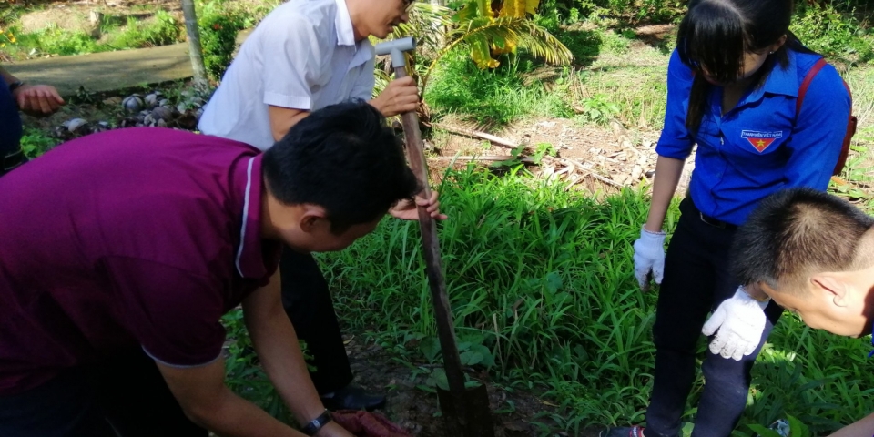 Hoạt động Trồng cây hưởng ứng Ngày môi trường thế giới của Chi đoàn Sở Công Thương