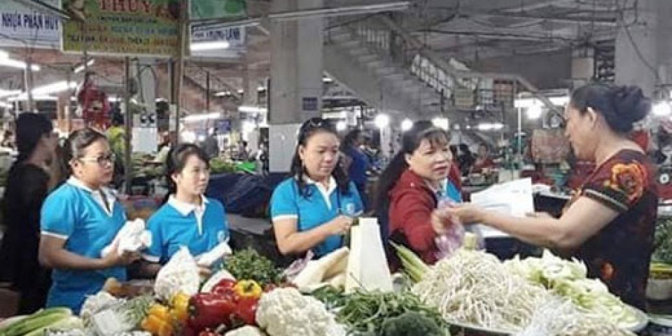 Bến Tre quyết tâm chống rác thải nhựa