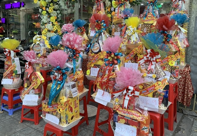 Hàng Việt chiếm lĩnh thị trường giỏ quà Tết