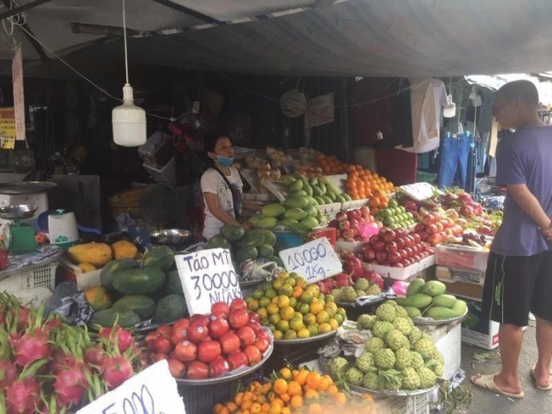 Chợ truyền thống cũng lao đao vì COVID-19